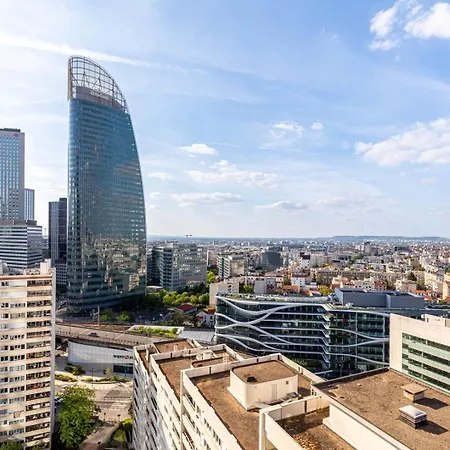 Guestready - Chic Retreat In La Defense Apartment