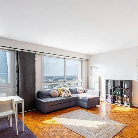 Apartment Guestready - Chic Retreat In La Defense *